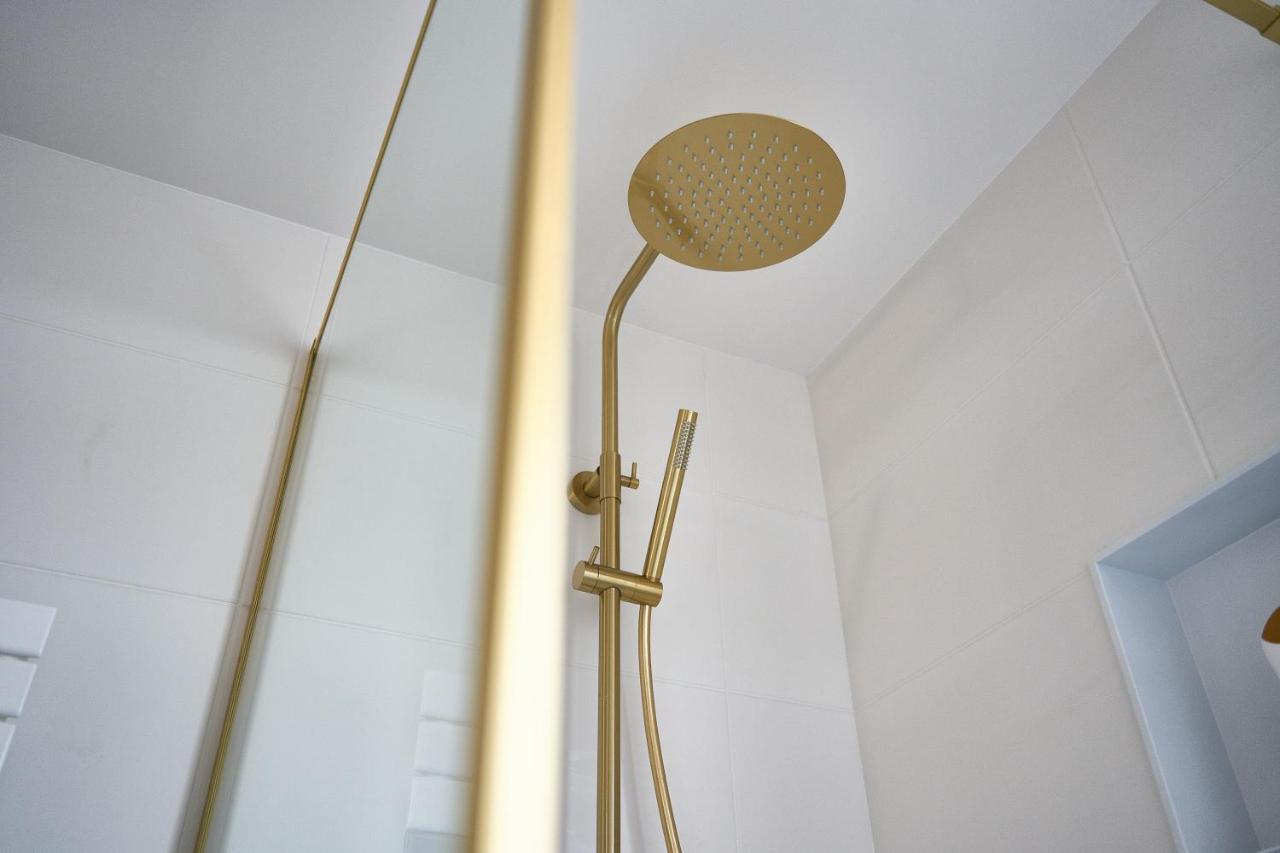 Eclat Dore Bondy Suites Free Parking Exterior foto